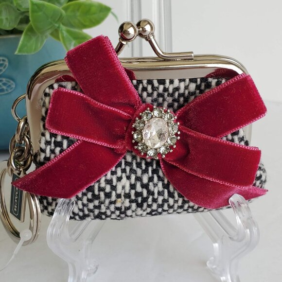 NWT Coach Soho Tweed Mini Kisslock Pouch/Key Fob - Black & White - Picture 5 of 12